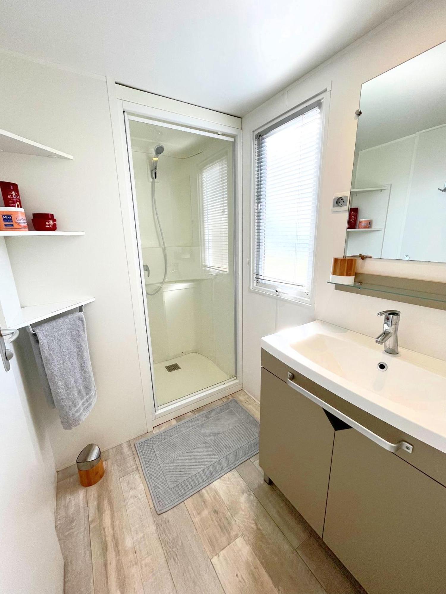 Mobil-Home Dans Camping 4* Saint-Laurent-du-Verdon Exteriér fotografie
